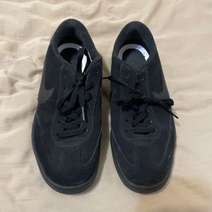 Nike black SB shoes